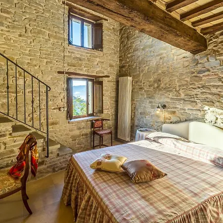 Casa Del Mandorlo 8, Emma *