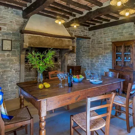 Casa Del Mandorlo 8, Emma * Mercatello sul Metauro