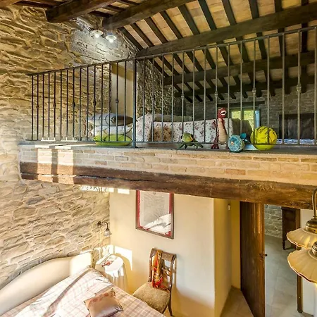 Villa Casa Del Mandorlo 8, Emma Mercatello sul Metauro