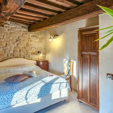 Villa Casa Del Mandorlo 8, Emma Mercatello sul Metauro